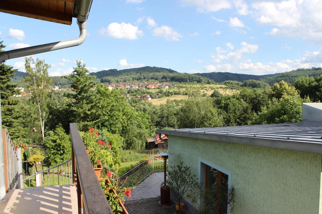 Pension Lukas Karlovy Vary Kültér fotó